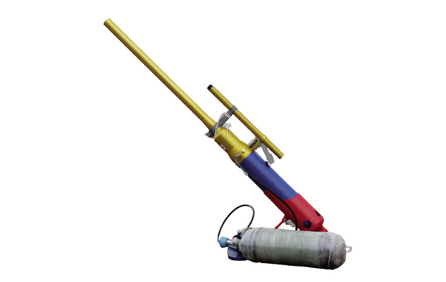 LINE THROWING DEVICE